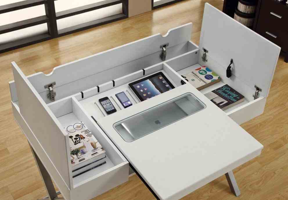 Connect-It desk by Monarch