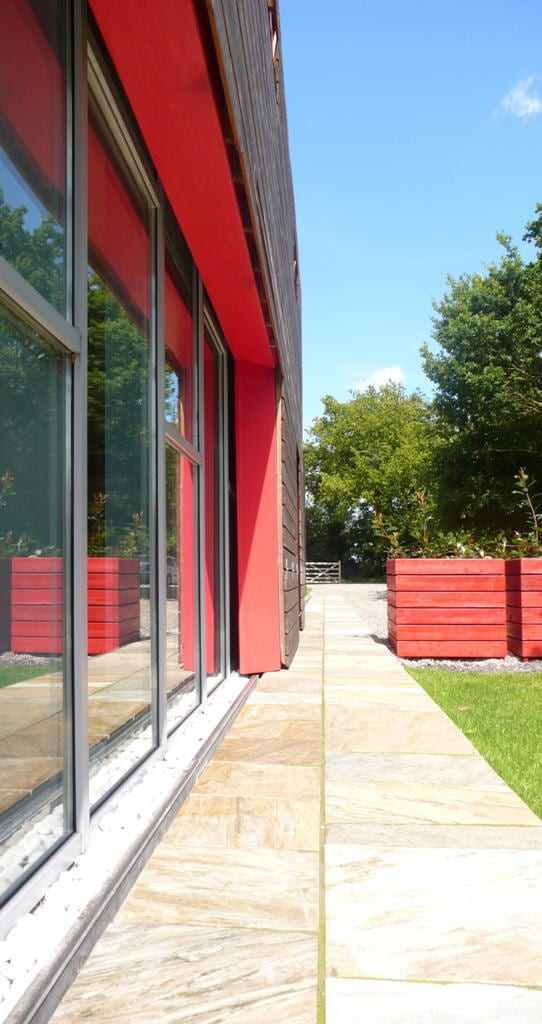 The Sliding House - side