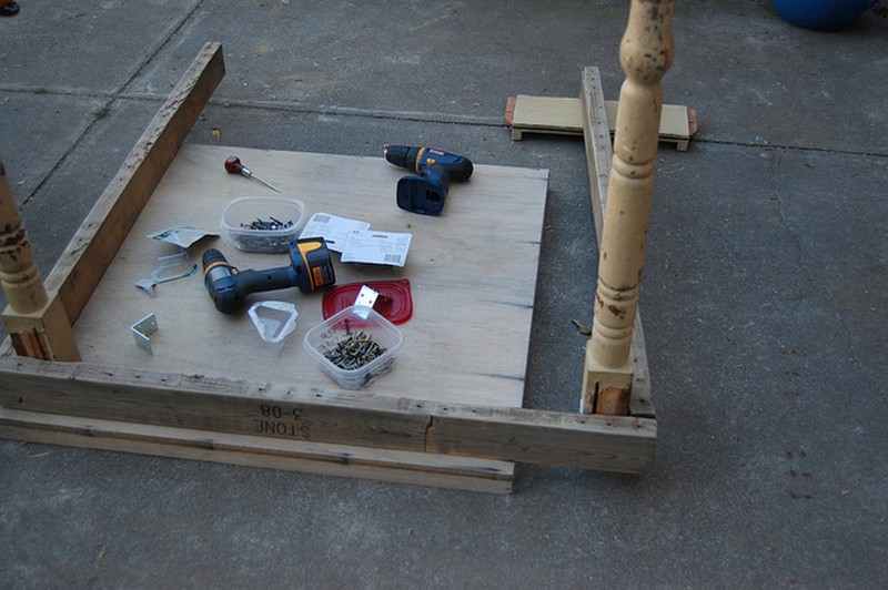 DIY Succulent Pallet Table