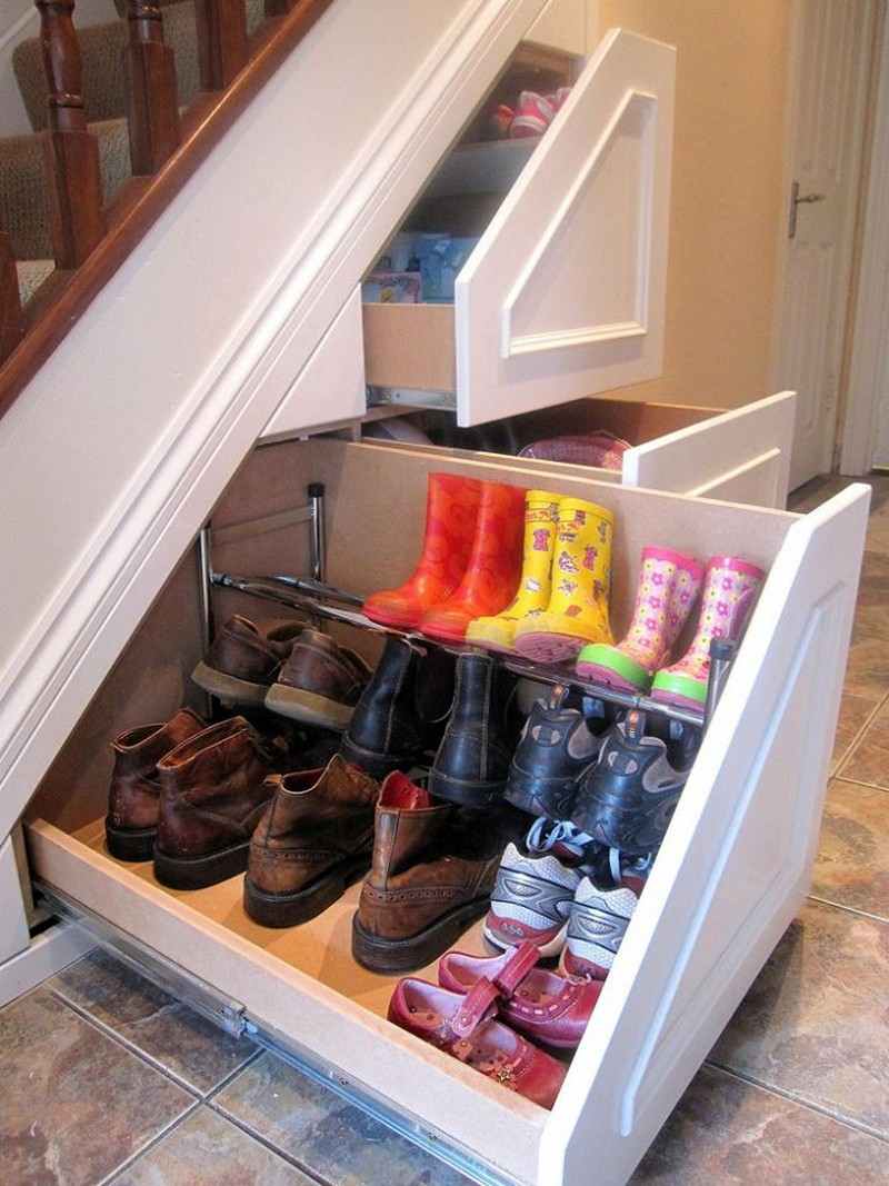 Do you need extra storage space? (Is there any home that doesn't?) Could this be the solution? Don't be bashful - share your thoughts...