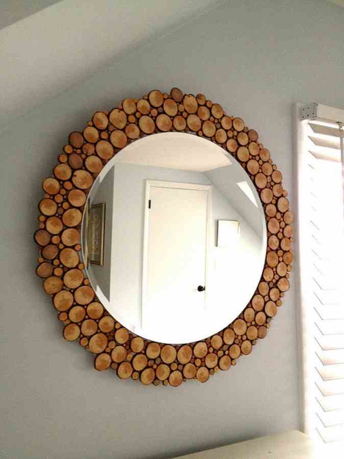 DIY Wood Slice Mirror