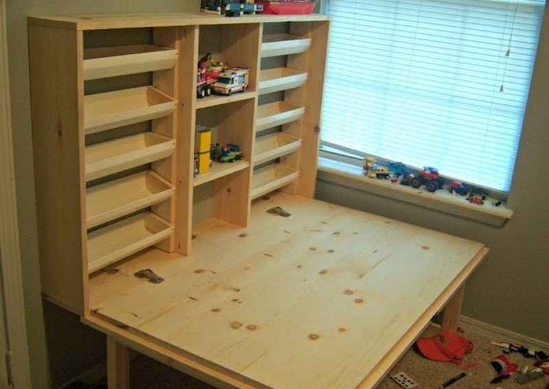 DIY Folding Lego Table