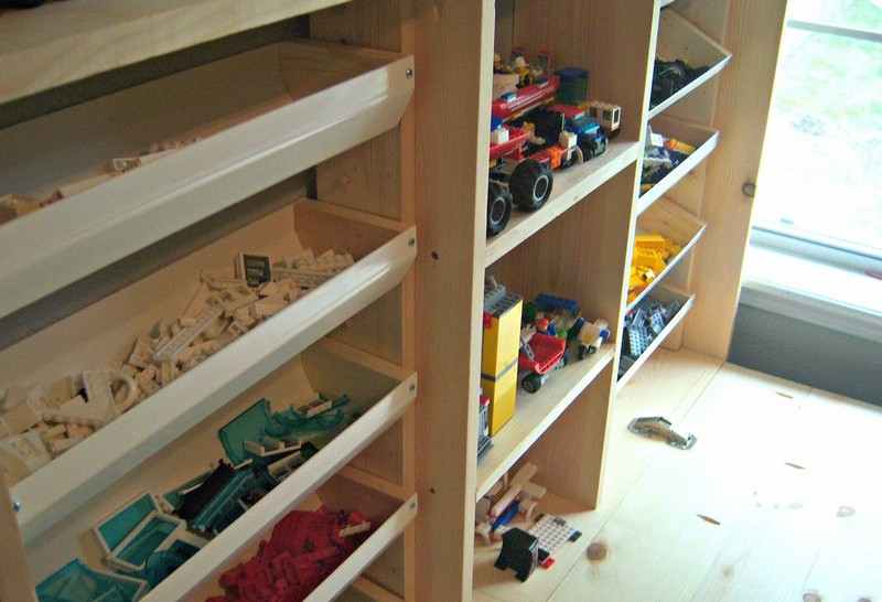 DIY Folding Lego Table