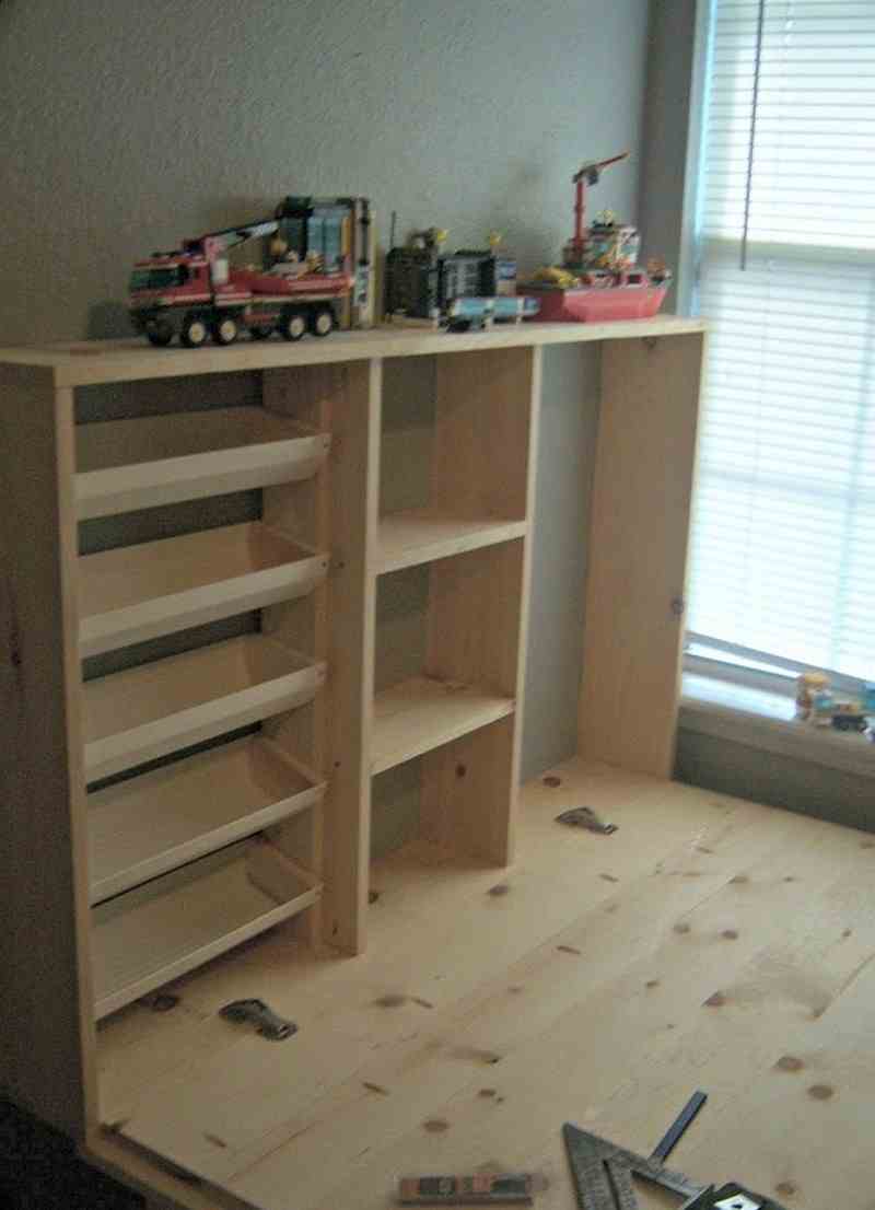 DIY Folding Lego Table