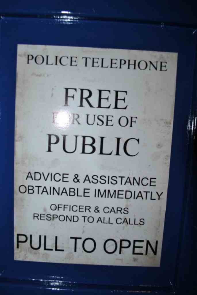 DIY TARDIS Bookshelf