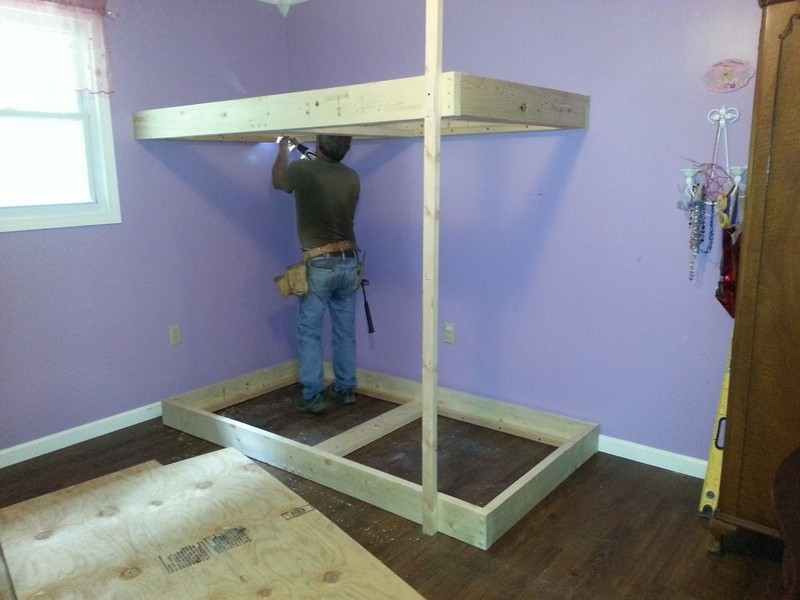 DIY Triple Bunk Bed
