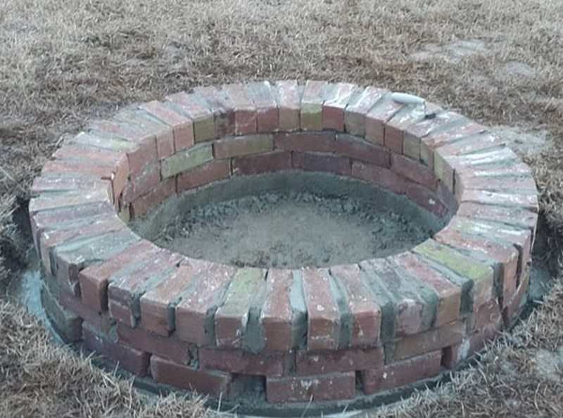 Build A Brick Fire Pit For Your Backyard