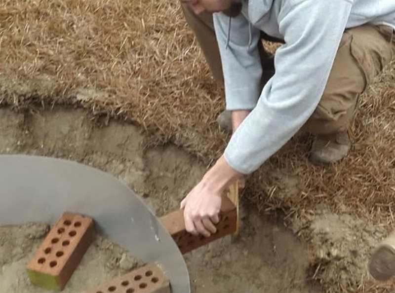 DIY Backyard Fire Pit