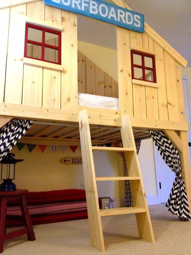 DIY Clubhouse Bed