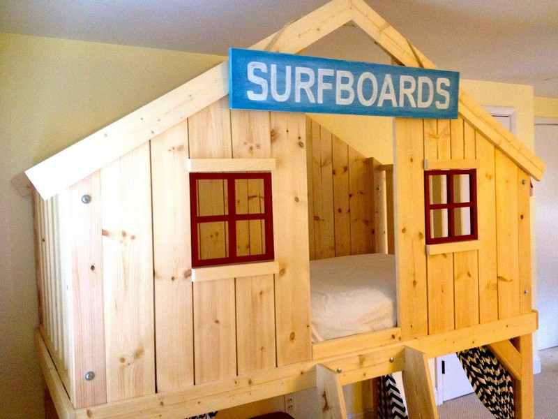 DIY Clubhouse Bed