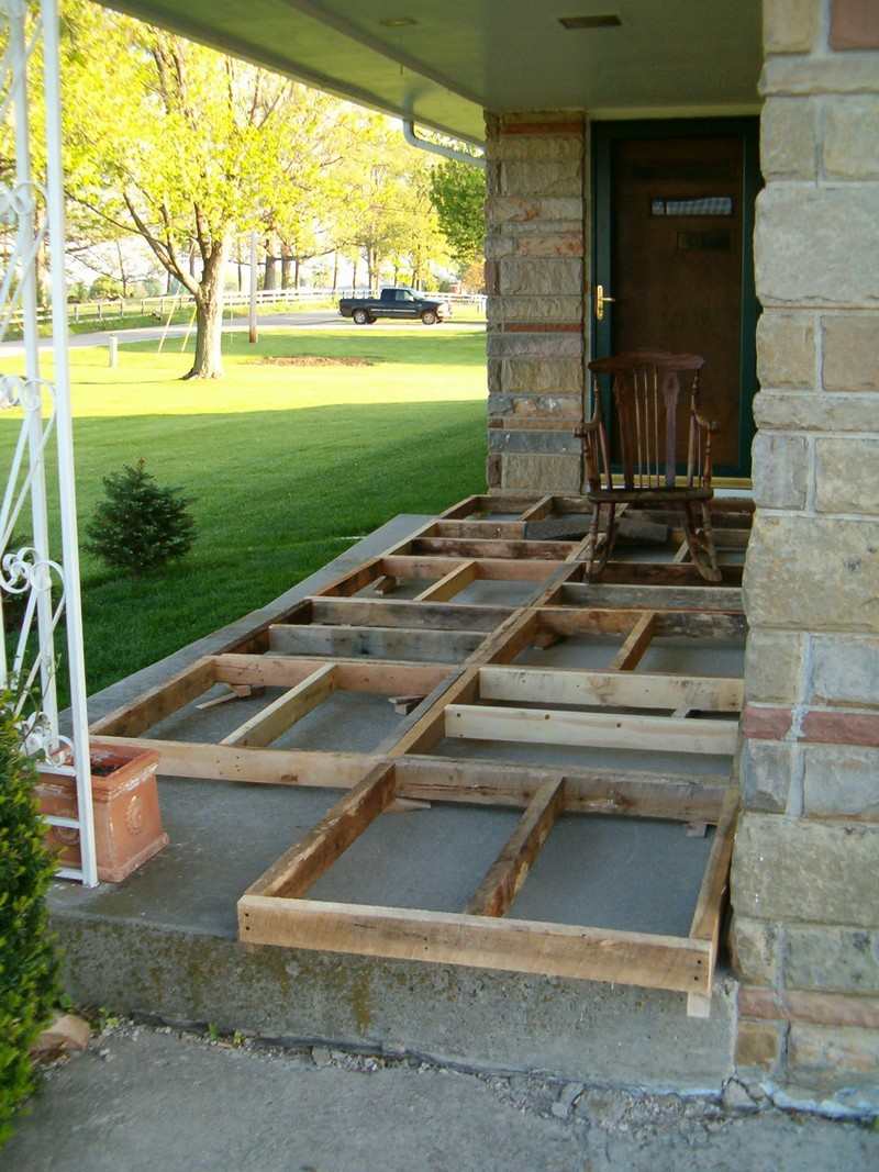DIY Pallet Porch