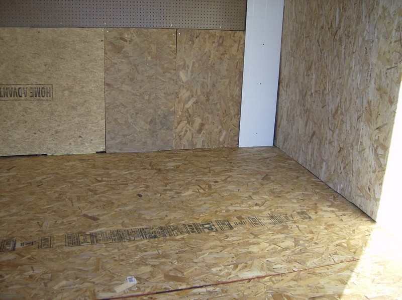 How To Build A DIY Pallet Shed - Partial wall