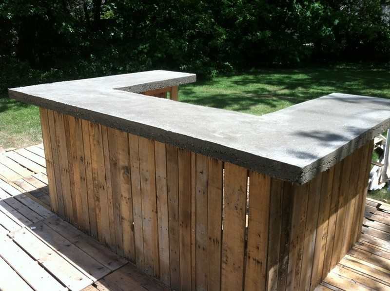 Pallet Outdoor Bar