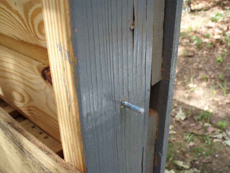 DIY Pallet Chicken Coop - Access Door