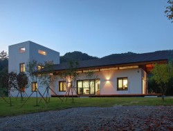 Cherry Blossom House - Exterior