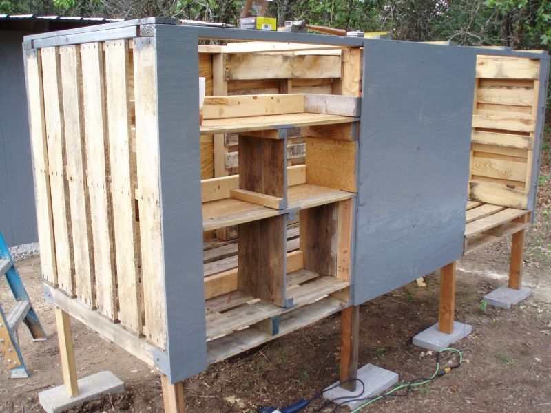 DIY Pallet Chicken Coop - Chicken House