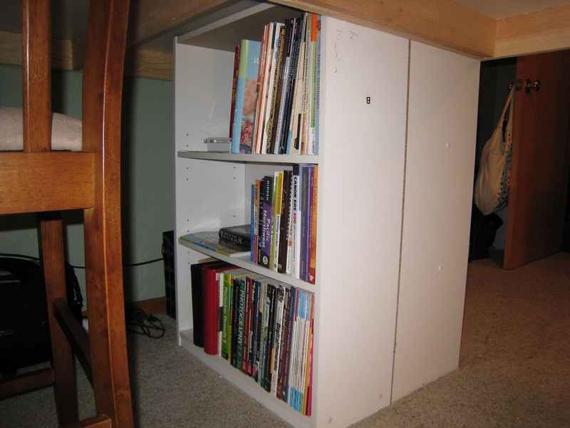 DIY Custom Craft Desk - Bookshelf