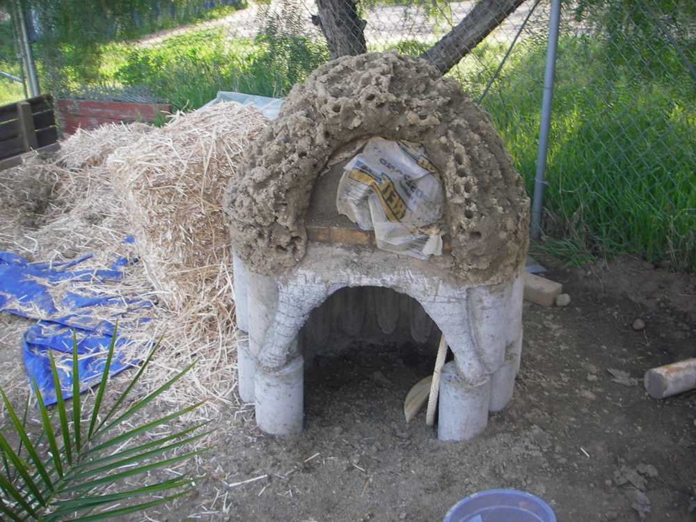 DIY Cob Oven - First layer of cob