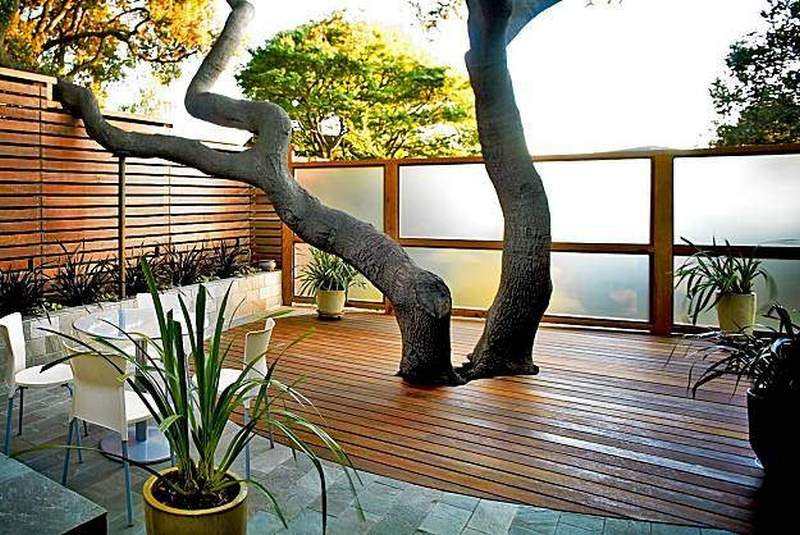 An outdoor space that respects nature.