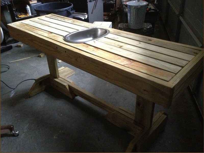Picnic Table with Built-in Wine Cooler - Lumber Jocks