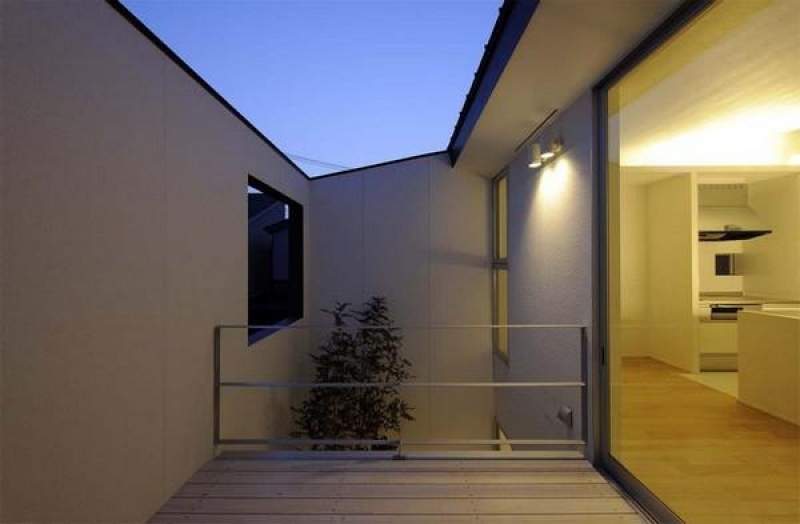 This small courtyard provides privacy from the outside world