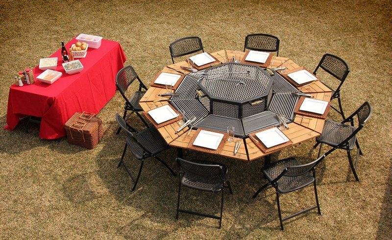 JAG Grill for 8 People