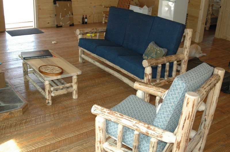 This from the Blue Dog Furniture Company