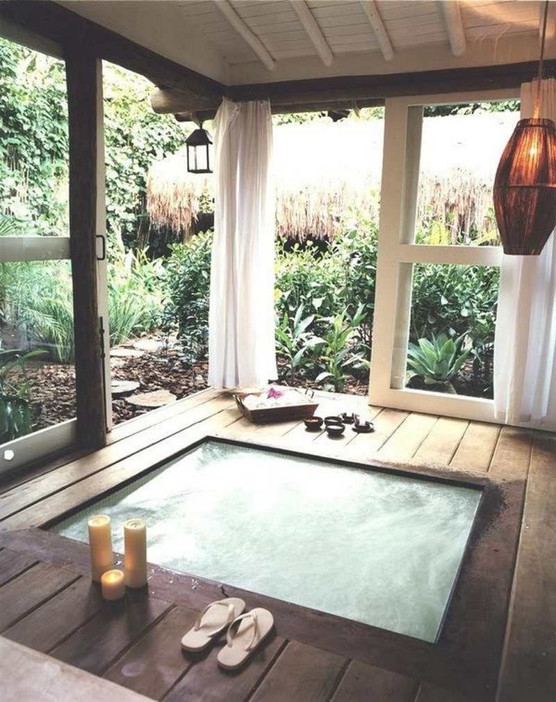 Outdoor Hot Tubs