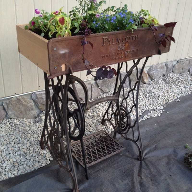 Sewing Table Machine Planter