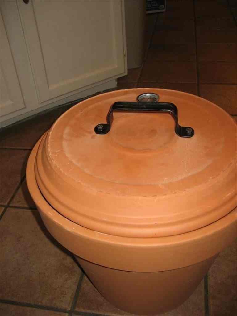 DIY Clay Pot Smoker