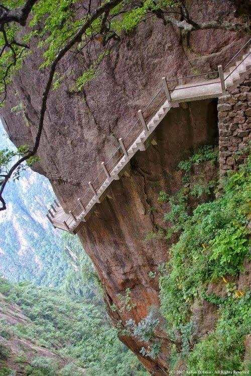 Sometimes we come across a set of stairs that leave us pretty speechless. What do you think of this stairway in Huangshan Mountain, China?