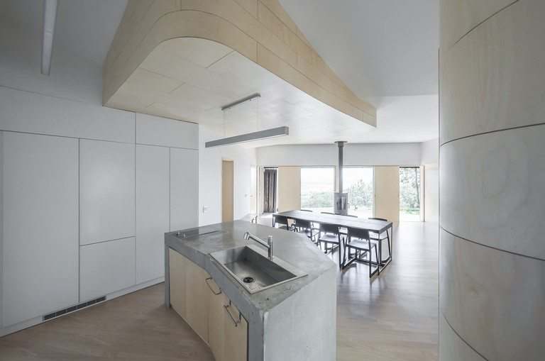 Tilt Roof House in South Korea