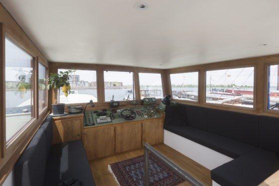 Woonschip VC Cas Oorthuyskade , Amsterdam, Netherland