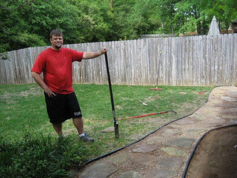 Creating a Durable Backyard Walkway with Flagstone
