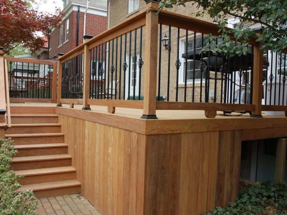 An image of a skirted deck. 