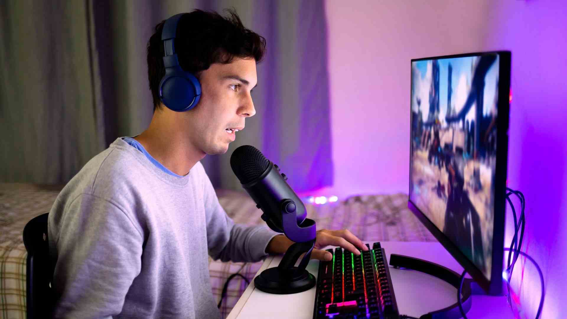 An image of a content creator teen.