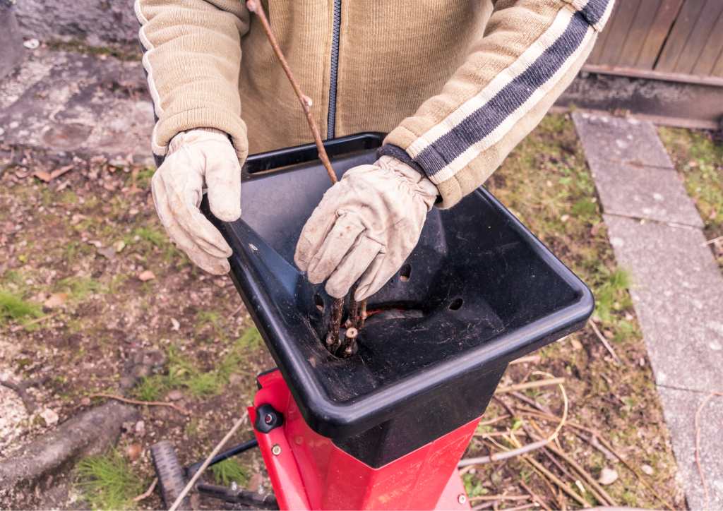 High-quality wood chippers or shredders are designed with advanced technology and powerful components.