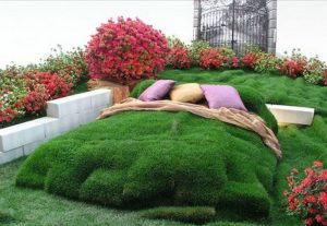 Grass day bed