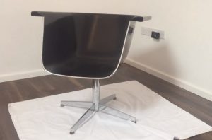 DIY Bathtub Chair - A Cool Repurposing Project