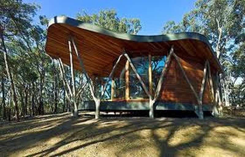 The Trunk House - Victoria, Australia by Paul Morgan Architects