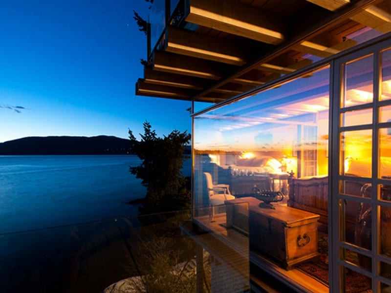 A Dream By The Water - West Vancouver, BC