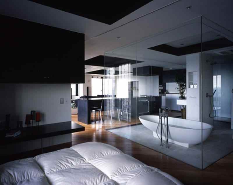 Life in a fishbowl - Mejiro Studio Japan