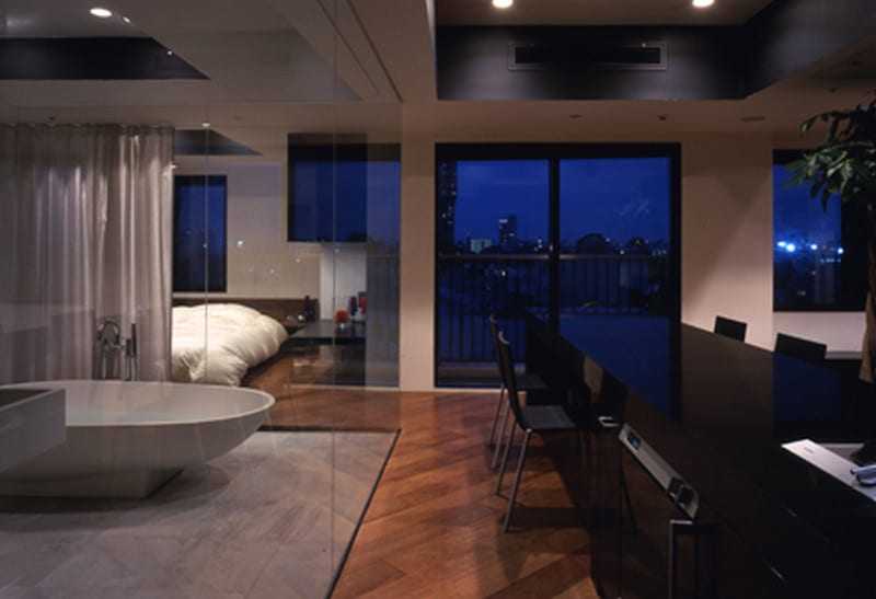 Life in a fishbowl - Mejiro Studio Japan