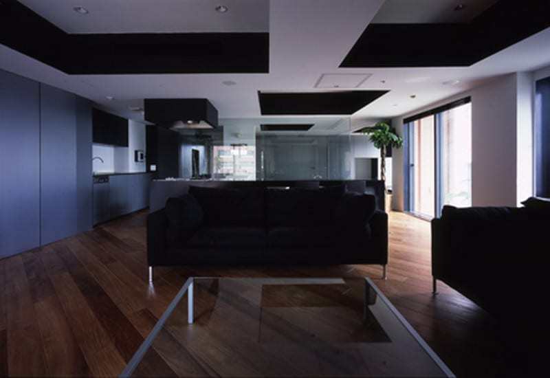 Life in a fishbowl - Mejiro Studio Japan