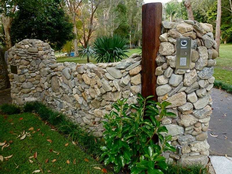 Garden Wall - Eckerman Studios