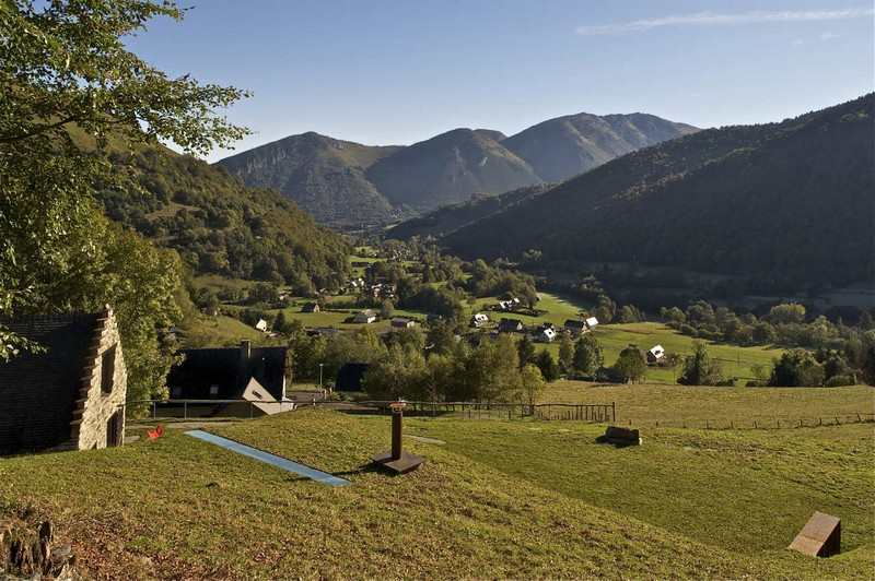 Extension of a Barn - Lesponne, France