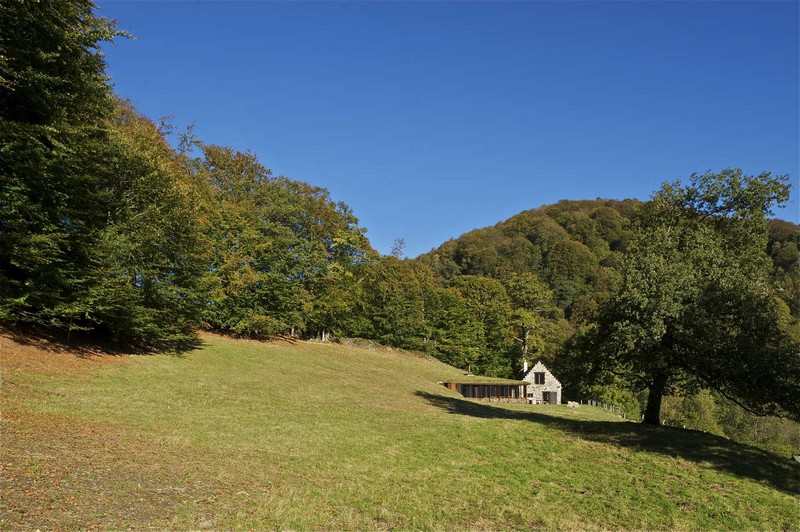 Extension of a Barn - Lesponne, France