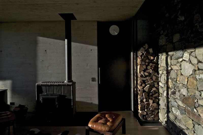 Extension of a Barn - Lesponne, France