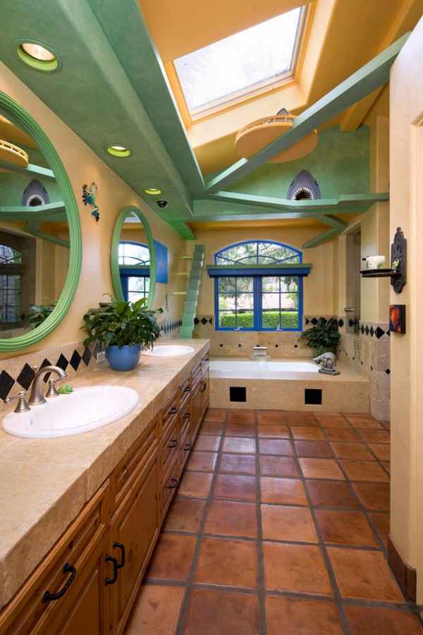 A green oasis for cats - bathing with your friends :)