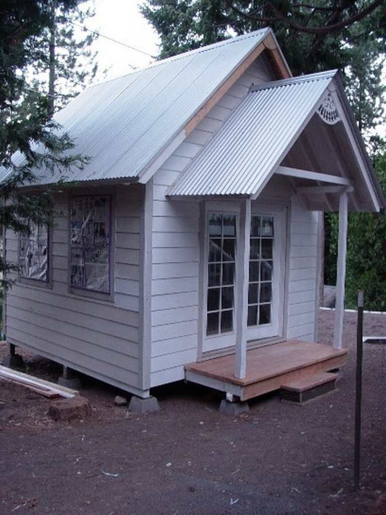 DIY Tiny Cottage - Side View